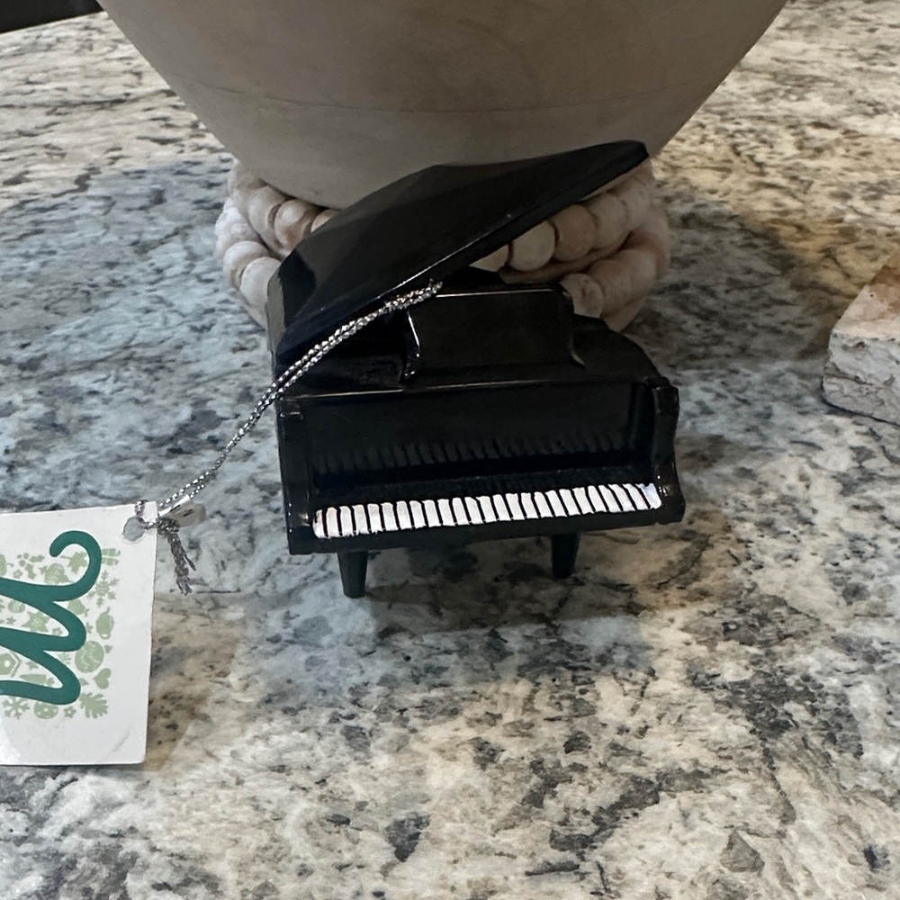 Grand Piano Ornament- NWT